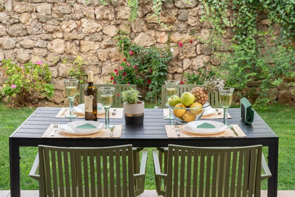Central & Elegant Suite With Private Garden Argostoli  Eksteriør billede