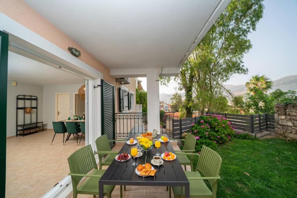 Central & Elegant Suite With Private Garden Argostoli  Eksteriør billede