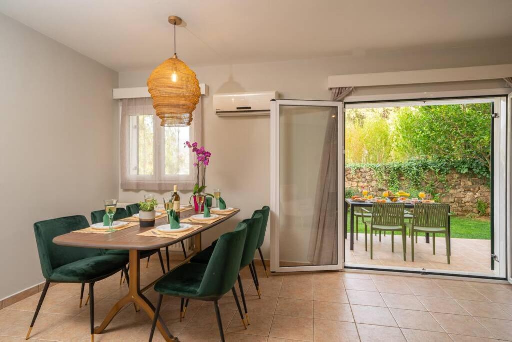 Central & Elegant Suite With Private Garden Argostoli  Eksteriør billede