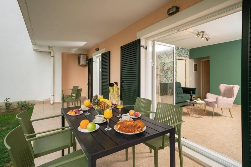 Central & Elegant Suite With Private Garden Argostoli  Eksteriør billede