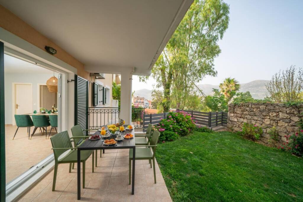 Central & Elegant Suite With Private Garden Argostoli  Eksteriør billede